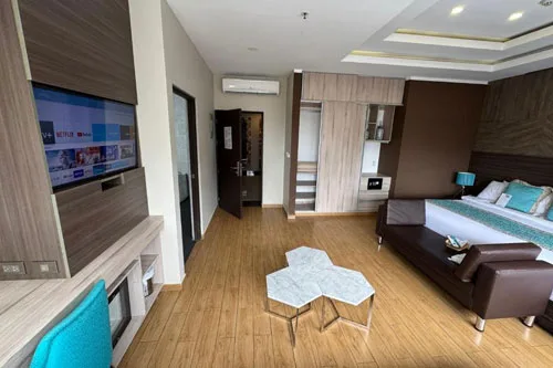Diamond hotel, Lima