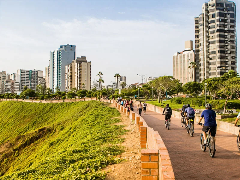 Malecón de Miraflores, Lima
